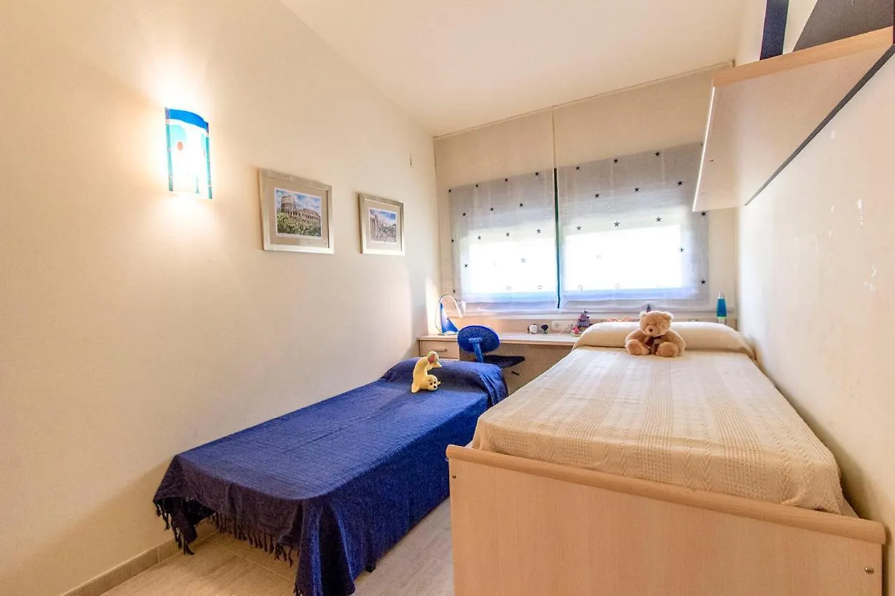 Casa de Férias 3 Bedrooms House At Tarragona 500 M Away From The Beach With Shared Pool Enclosed Garden And Wifi